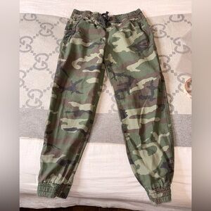 TNA Alix Green Camouflage Pants, M